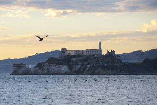 Alcatraz and 2 Hour Golden Gate Bridge Tour For 2